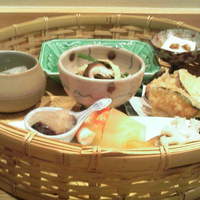 四季膳 ほしや - 花籠に乗って。