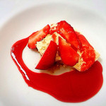 レストラン 花水 - イチゴのティラミス