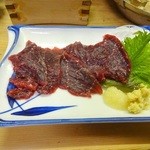 煮込 蔦八 - ミンク鯨刺身