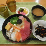 墨田区役所 食堂  - 海鮮丼　￥660-