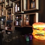 Little Vegas Burger & Bar - バーカウンターもいい感じ！