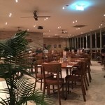 fish D'vine - 広々した開放的な店内！