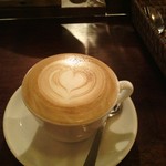 パーラー江古田 - カプチーノ。この表面張力が素敵～(^○^)