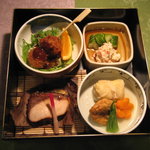 Kappoudainingukamekichiya - 亀吉弁当２段重ね　　２段目