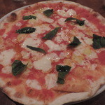 Pizzeria D.F Azzurro - ランチのマルゲリータ