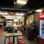 北海美食 - 店内、広くて涼しいのがうれしいです。