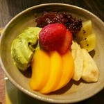 沙羅 - フルーツあんみつ　４００円