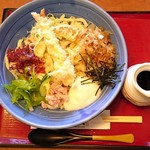 ばんどう太郎 - 冷やし海老天とろろうどん…税込1058円