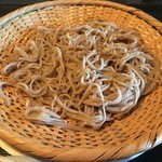 手打そば処 飯綱 - 石臼挽き二八蕎麦