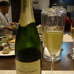 キャトルラパン - GRAN LIVENZA　BRUT　青木シェフ作ってるー（2016,03）