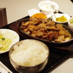 Chuugokuryouri Kyoumon - 鉄板羊肉午餐