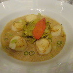 Le Grand Café Capucines - ホタテ貝の貝柱のロースト