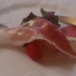 アモーレ・アベーラ - 生ハムいちご