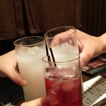 但馬屋 - 
      カシスオレンジ540円、チューハイカルピス432円、カルピス302円