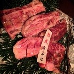 熟成カルビ　１382円