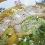 味亭 三馬力 - 醤油ラーメン400円