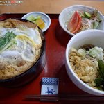 若森 - カツ丼セット 950円