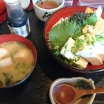 味納 - お豆腐丼