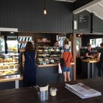 Paddock Bakery - コーヒー＆ベーカリー販売カウンター！