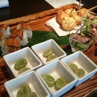 ダイナミックキッチン＆バー 燦 大阪店 - お通し　四種