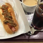 コーヒーサロンタカセ - ホットドック250円、スープ（クラムチャウダ）とドリンクセットで＋400円、計650円