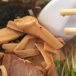 福来軒 - 薄めのメンマはいい歯応え。