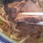 福来軒 - チャーシューは厚めで柔らか