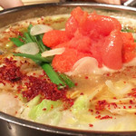 新宿 牡蠣入レ時 - 人気爆発の明太子鍋