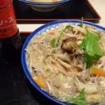 ROYAL - 海鮮皿うどん（1382円：税込）