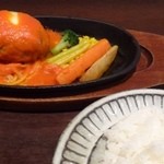 ブッチャー - 主人は「チーズハンバーグセット(1280円）をライスで。