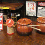 博多ラーメン とんこつ家 - とんこつ家 調味料