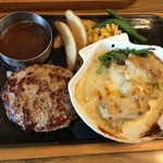 ビッグボーイ - ハンバーグ&クリームチキン焼き