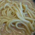 横浜家系ラーメン濃太家 - 麺は菅野製麺。