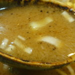 麺の家 こりく - 豚骨、鶏がら、鰹節、昆布の出汁が効いている濃厚なスープ。