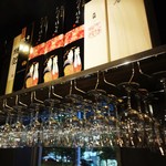 日本酒と天ぷらの店 天と鮮 なごやみせ - 店内の様子。