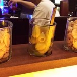 Tapas Bar - ドリンクについてくるおつまみ