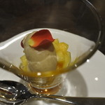 デセール ラ・フラムブルー - 初めはお楽しみの一皿