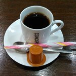 竹乃家 - 「かつ重」にも定食にも「コーヒー」がついています。