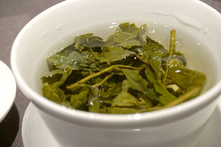 Rensoutei - 最後に添えられたのは、『青茶』です。華やか且つ清涼な香りを楽しみました。
                        