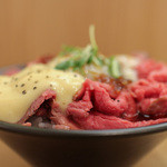 お肉食堂 にくきゅう - ローストビーフ丼☆