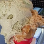 Fabio's - ヘーゼルナッツとピスタチオのジェラート