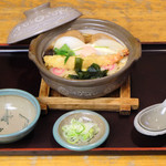 Sobadokoro Oomura - 鍋焼きうどん