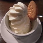 焼肉 もつ鍋 まん福 - ソフトクリーム