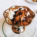 Aux Armes de Bruxelles - チョコ控えめにかけました