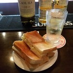 ホワイトラベル - 今日の玉子サンドはオニオンたっぷり〜♪