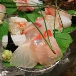 しのはら - 造り　伊勢エビ、明石の鯛、金目鯛、縞鰺、赤クエ、アオリイカ