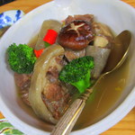 攤 台灣 TUA - 時蔬清燉牛尾