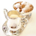 メゾン エメ・ヴィベール - ランチコース 5346円 のミルクと角砂糖