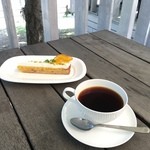 PATISSERIE TOOTH TOOTH シーサイドカフェ - タルトと珈琲