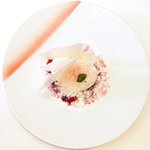 メゾン エメ・ヴィベール - ランチコース 5346円 の赤い果実とバジルのヴァシュラン仕立て